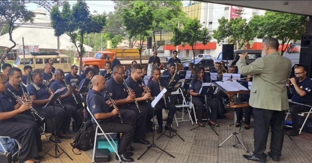 Banda Municipal de Volta Redonda se apresenta neste domingo (3) na Vila Santa Cecília