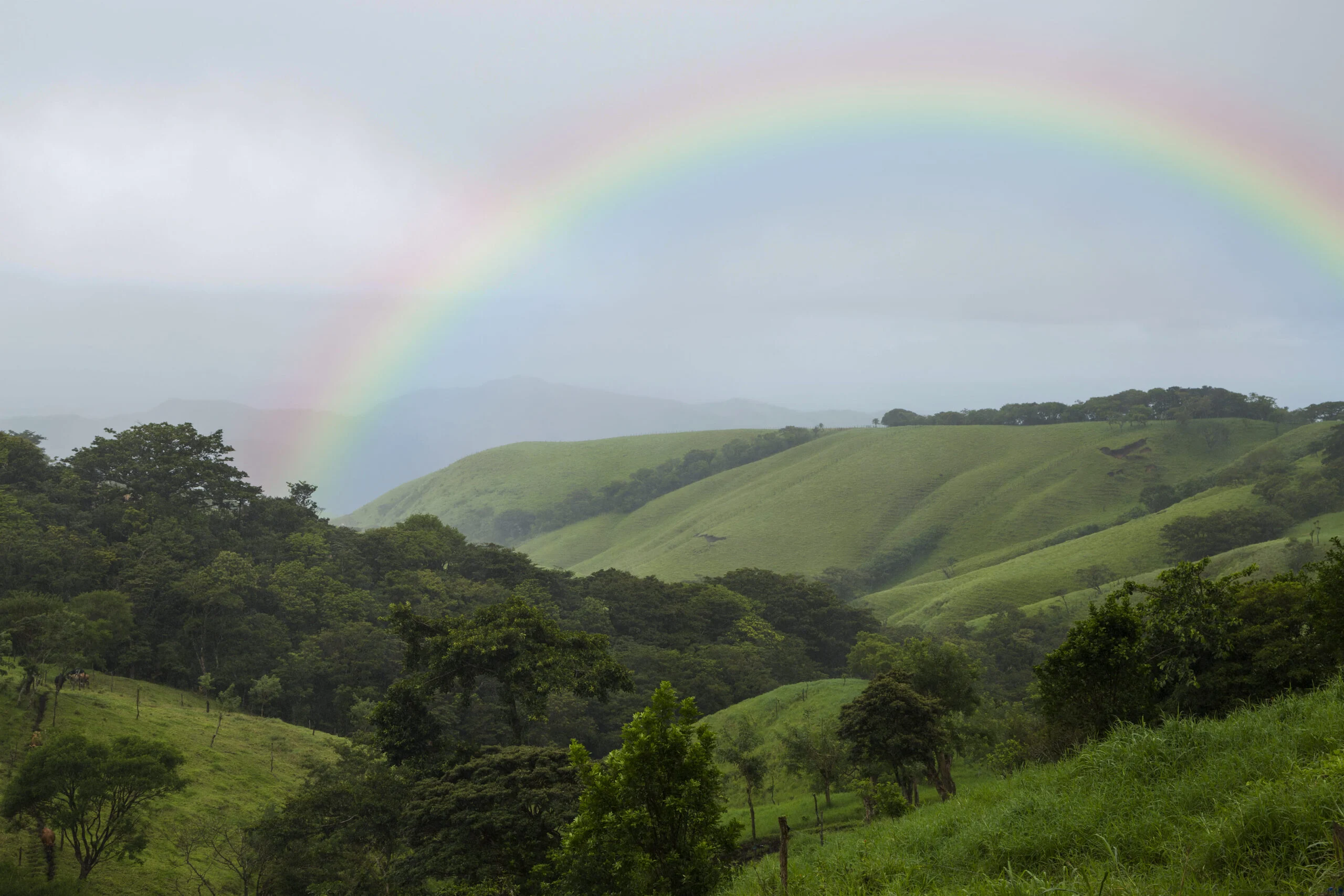 Arco-íris: significado espiritual e a sorte do duplo 1 arco-íris no céu