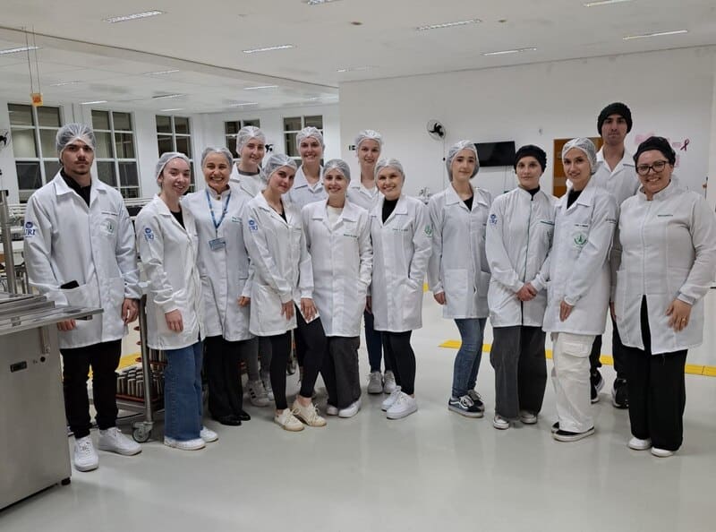 Curso de Nutrição da URI promove visita técnica