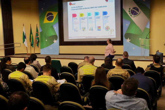 Forças de segurança participam de qualificação sobre LGPD e contratações