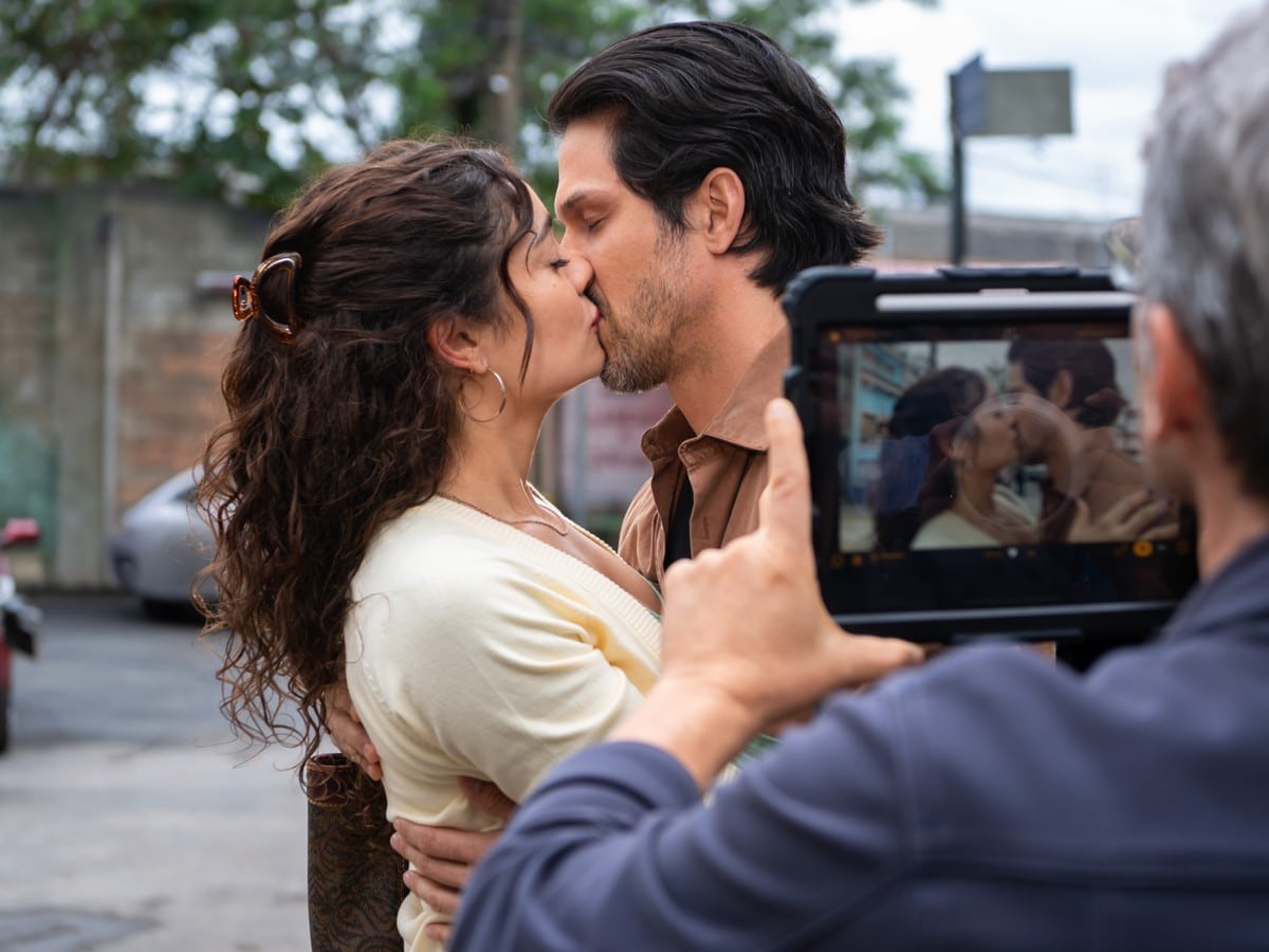 Gerluce e Paulinho se beijam pela primeira vez. Saiba como será e veja foto exclusiva