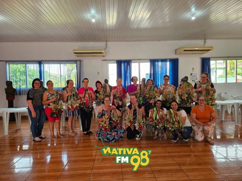 Prefeitura de Piratuba promove curso de artesanato natalino para mulheres do município – Rádio Nativa FM 98,7