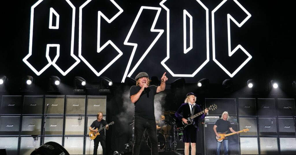 AC/DC esgota três shows no Brasil em poucas horas de venda