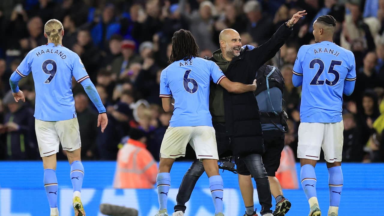 Séries que acompanham temporadas completas de clubes