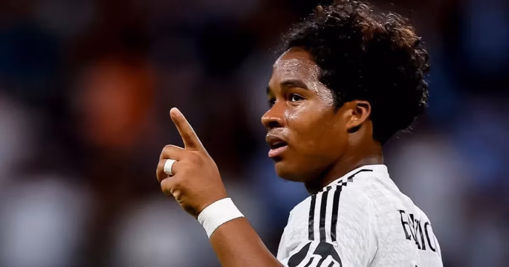 Os cinco motivos que fizeram Endrick escolher o Lyon. Sonho de Copa 2026, Ancelotti, garantia de ser titular, sistemas defensivos mais fracos na França e técnico português