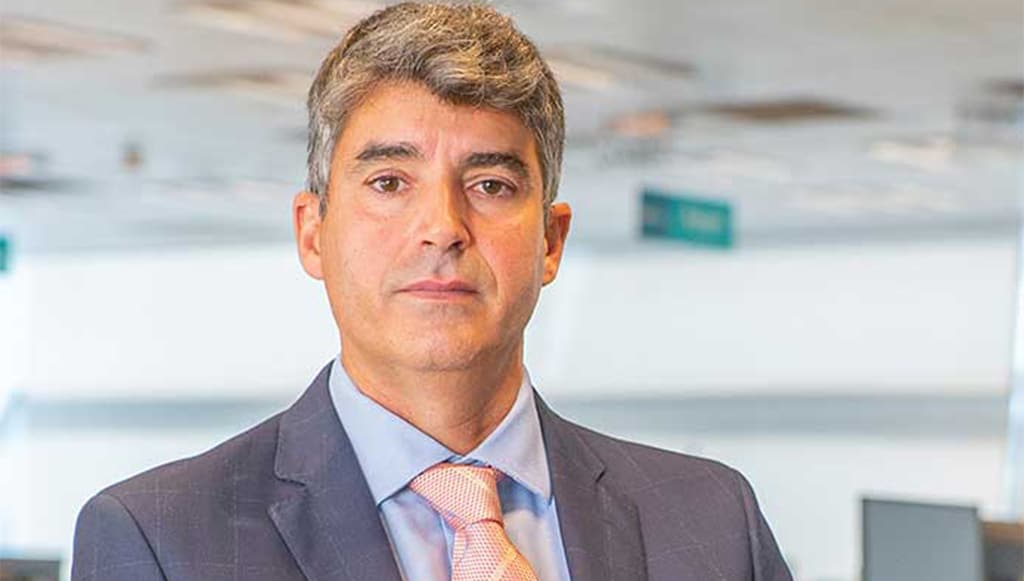 11 - Victor Canizares despede se com carta de agradecimento