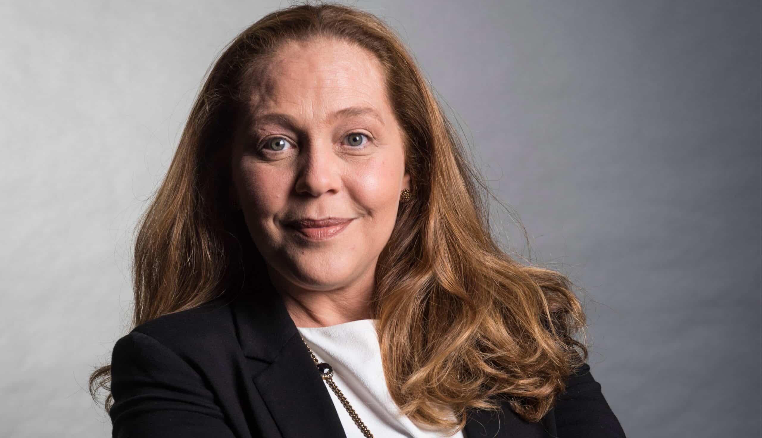 Isabela Garcia retorna às novelas da Globo em trama das 9 de Walcyr Carrasco.