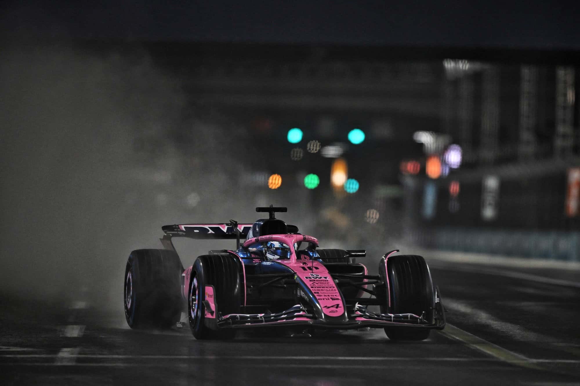 FIA alerta equipes sobre pneus superaquecidos no GP de Las Vegas