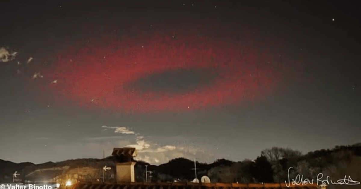 Anel vermelho raro ilumina céus da Itália e intriga cientistas pela 2ª vez
