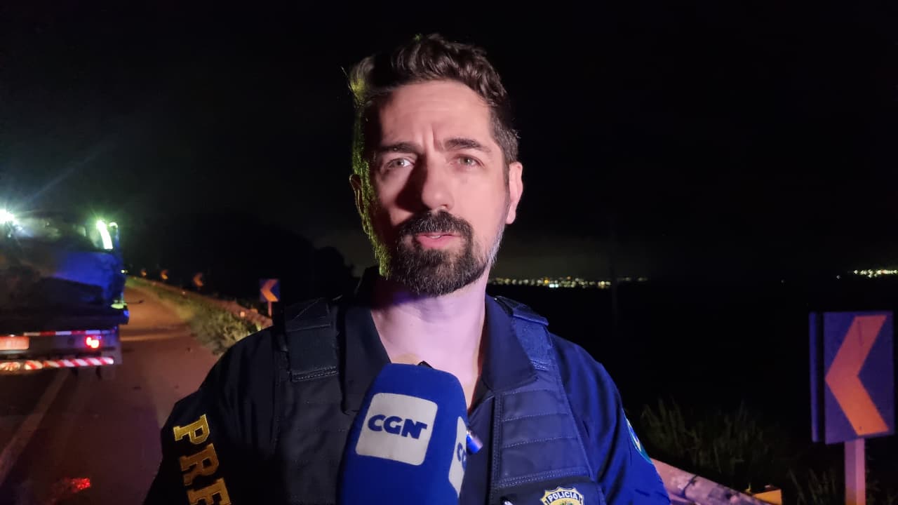 Condutor se recusou fazer o bafômetro e os pneus do Corsa estavam carecas, afirma PRF