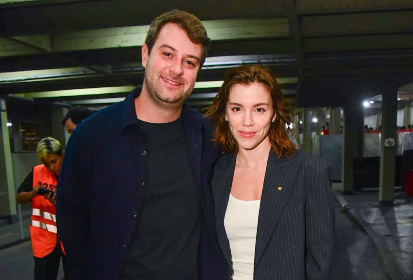 Alice Wegmann curte com namorado o show do Oasis em São Paulo; veja mais famosos