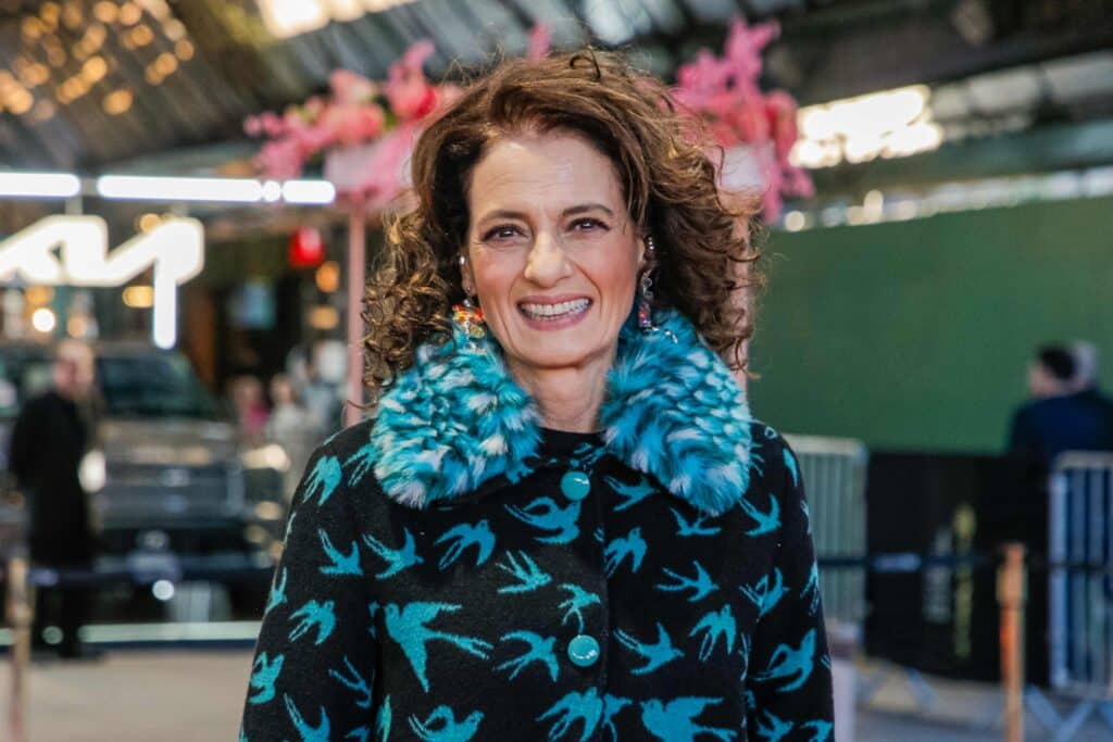 Denise Fraga protagoniza a tragicomédia 'Sonhar com Leões'