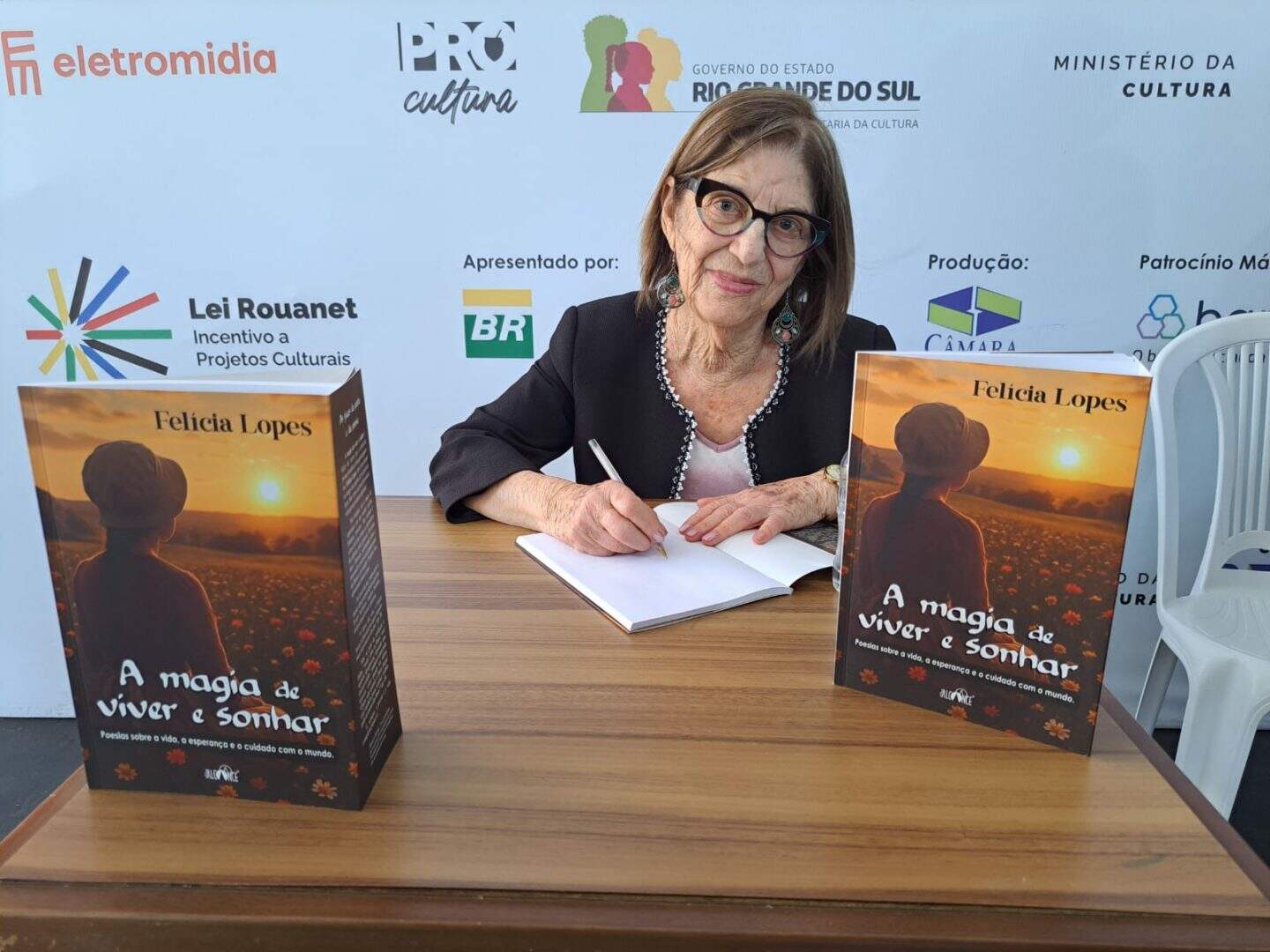 Achados da Feira do Livro – “A Magia de Viver e Sonhar”