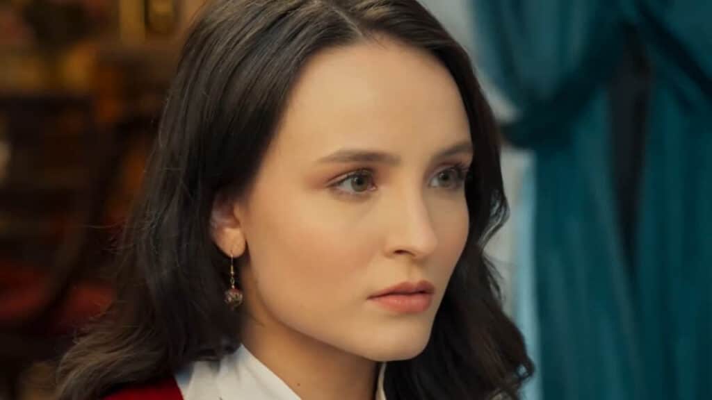 Larissa Manoela como Estela na novela Êta Mundo Melhor, que a Globo exibe às 18h