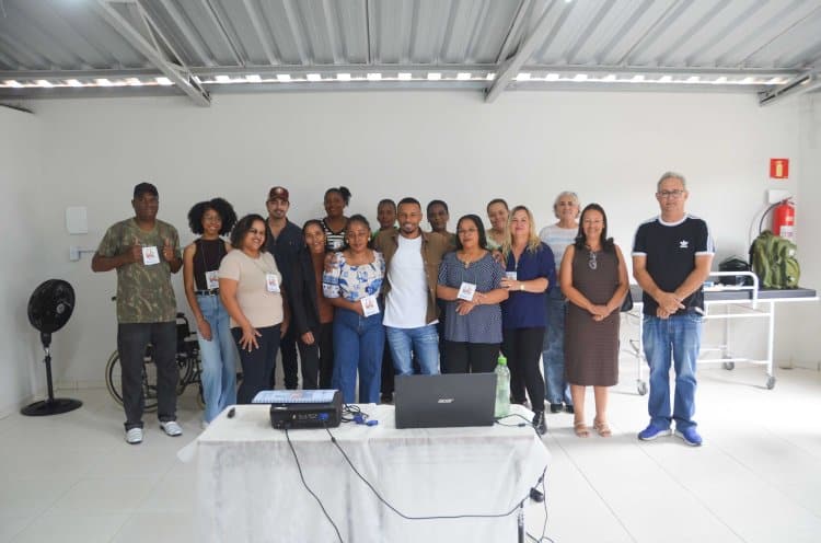 Assistência Social de Viçosa promove curso de cuidador de idosos