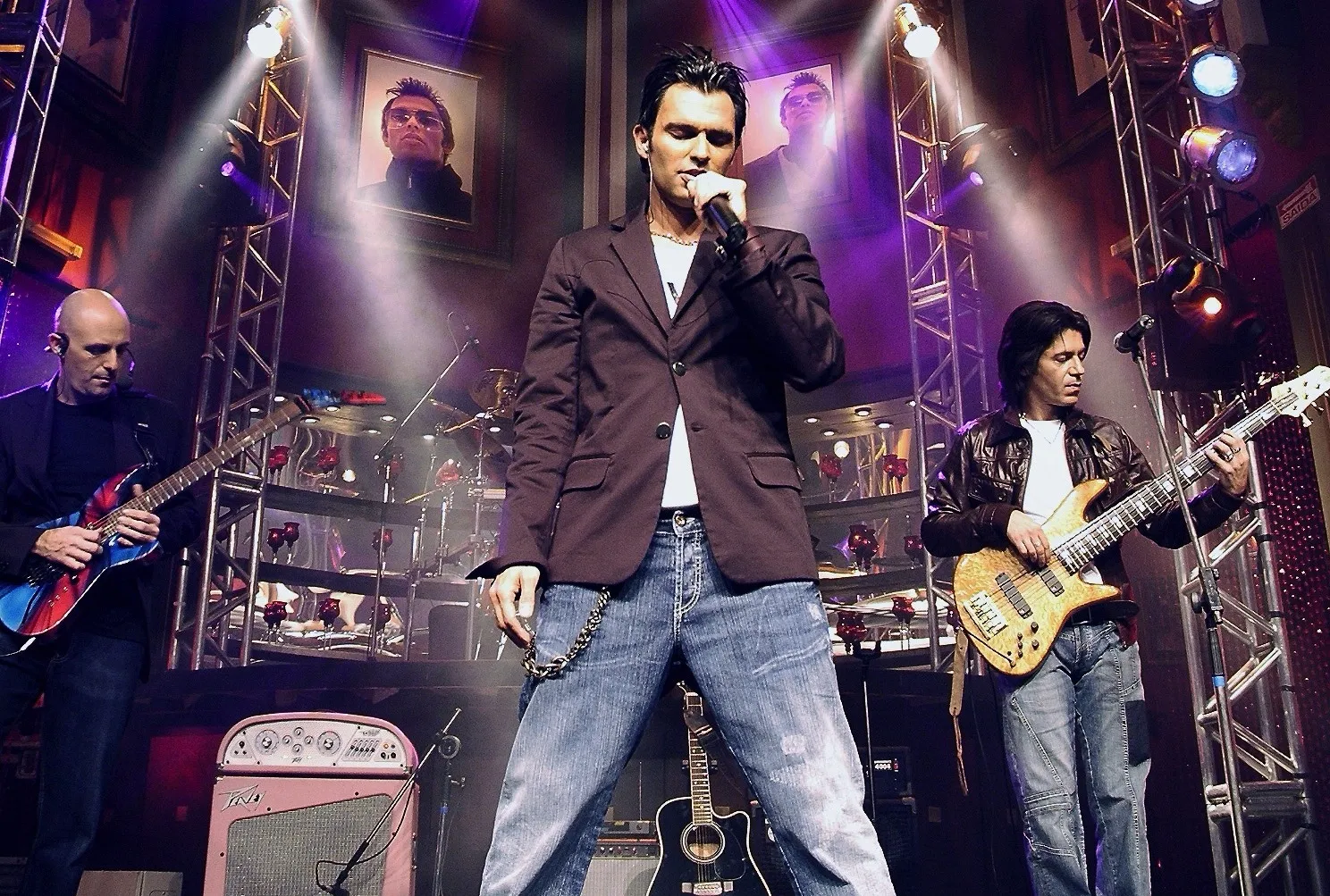 Double You se apresenta no Bar Charles Edward