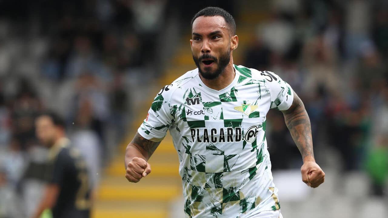 Schettine aponta à Europa depois... da permanência: «Temos de sonhar»