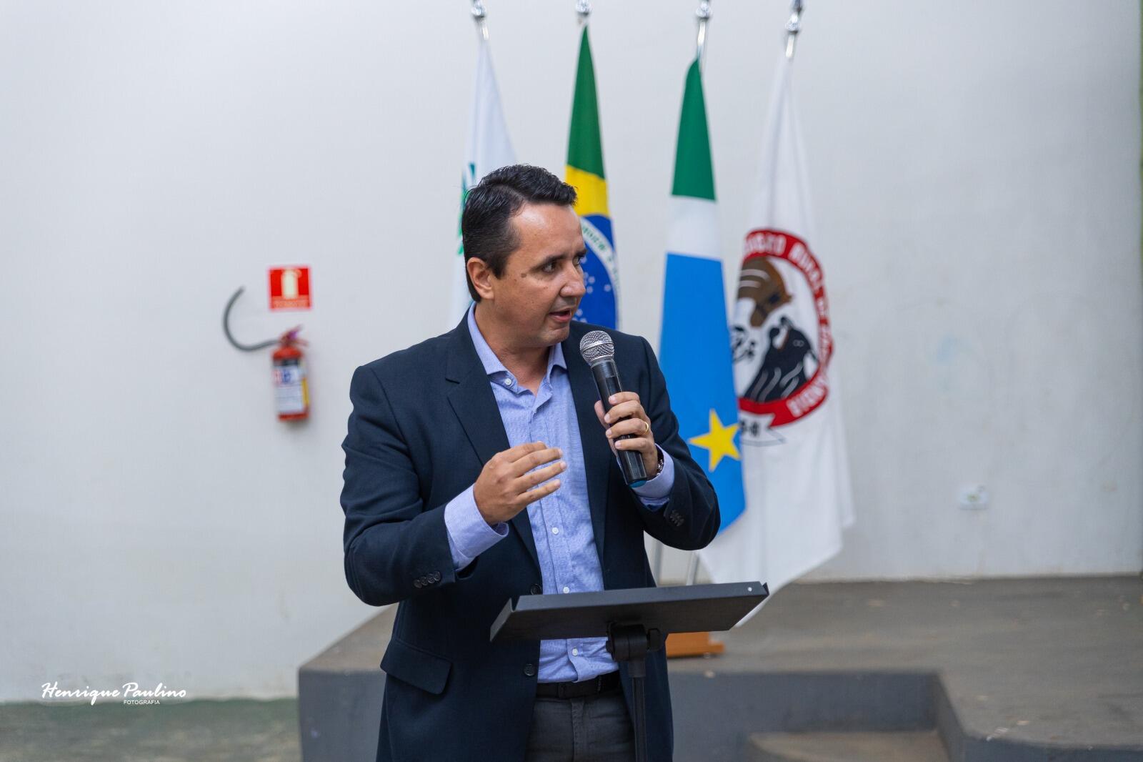 Prefeito Rodrigo de Freitas promete punição severa após desvio de pneus em Cassilândia