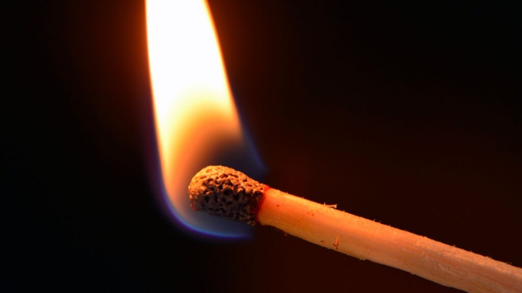 Sonhar com fogo: veja os significados