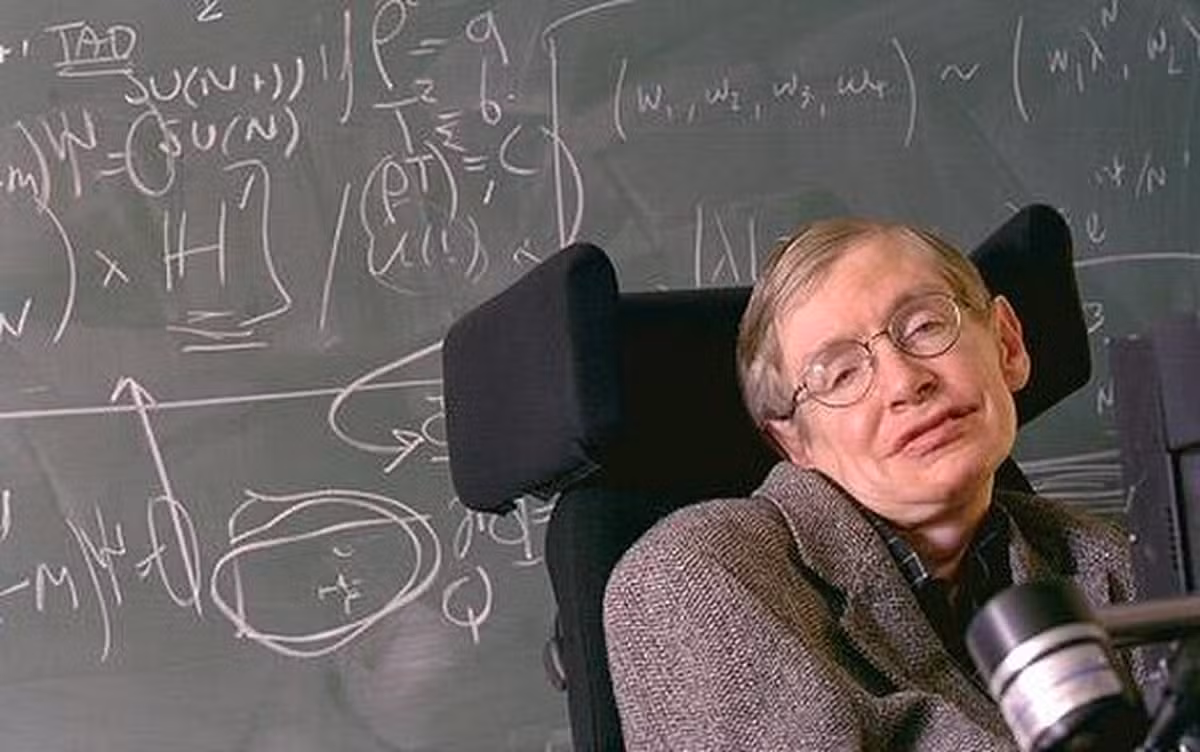 Sinal do espaço? Cometa 3I/ATLAS reacende alerta de Stephen Hawking sobre contato com civilizações alienígenas; entenda