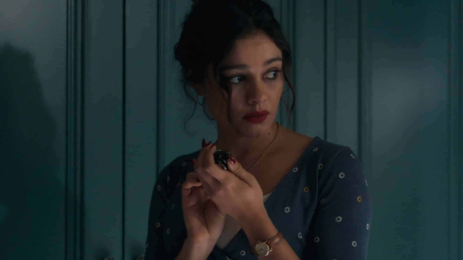 Josefa salva Gerluce de ser flagrada por Arminda; veja como