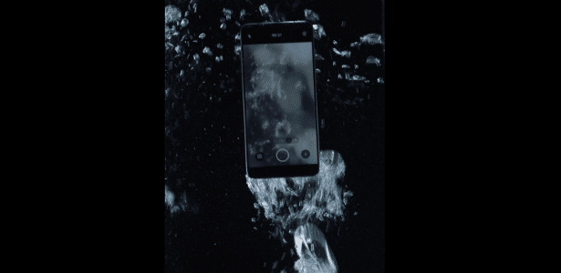 Oppo anuncia testes extremos e certificados como prova de resistência dos celulares