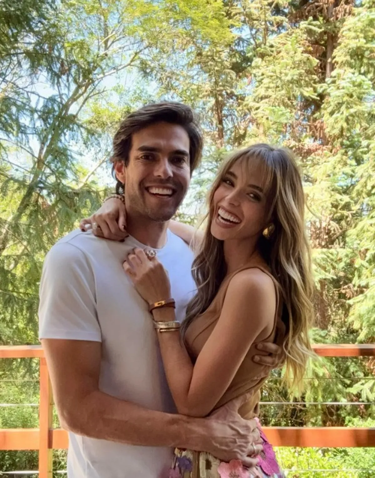 Carol Leite celebra 6 anos de casamento com Kaká