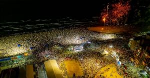 Laguna divulga programação do Réveillon 2026 com shows e queima de fogos em três pontos da cidade