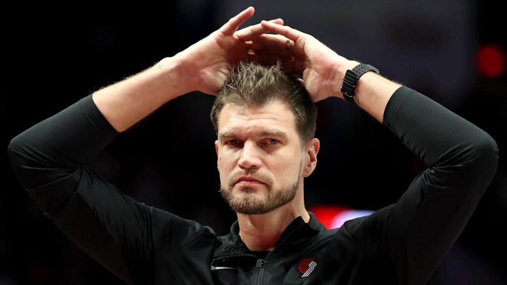 San Antonio Spurs v Portland Trail Blazers