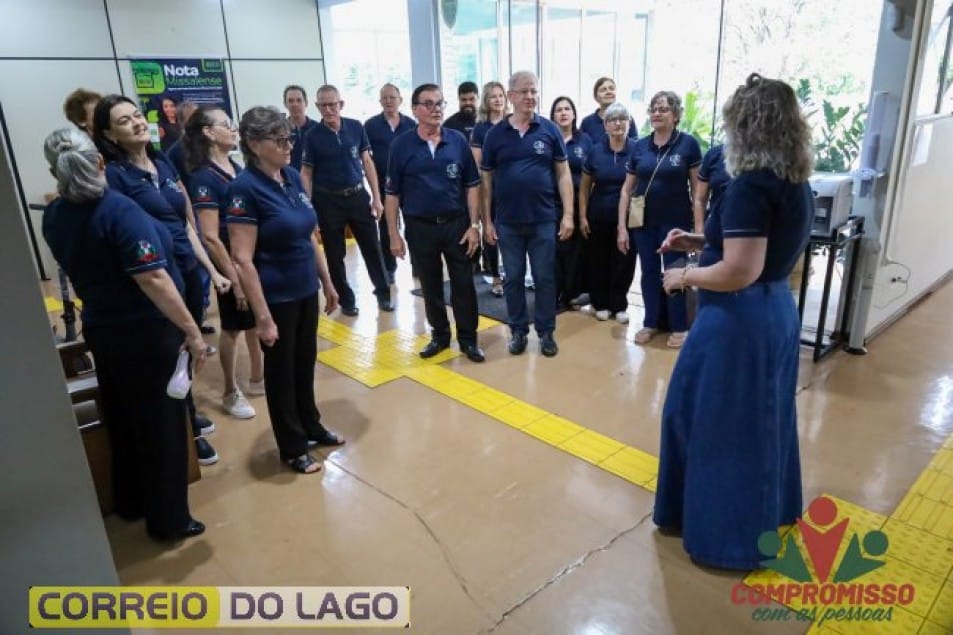 Coral Municipal de Missal realiza apresentações em Clima de Natal