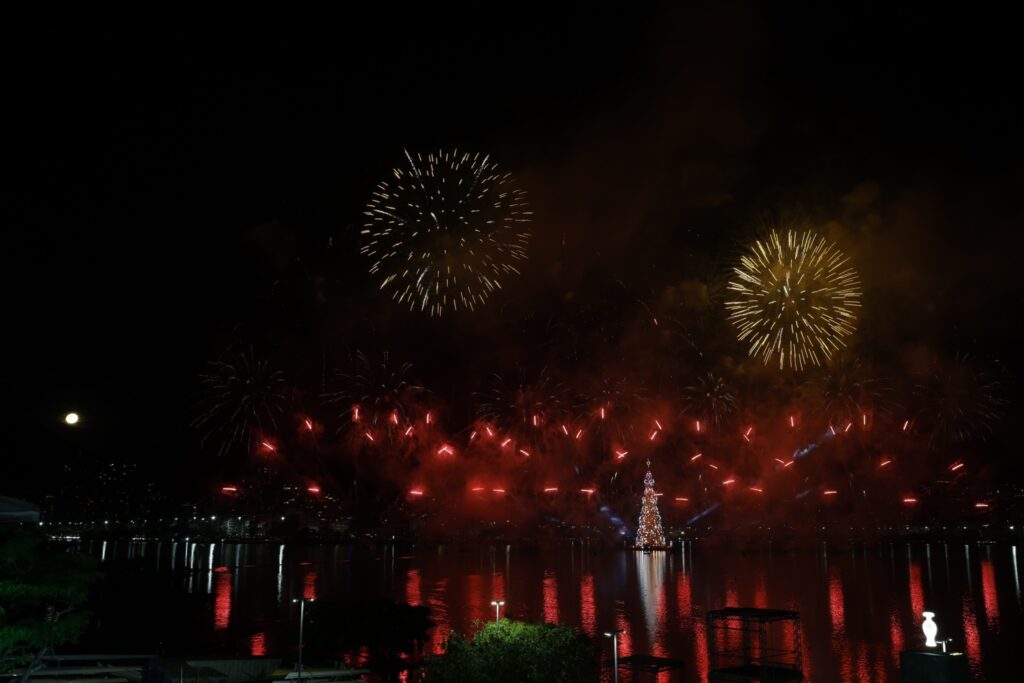 Shows nas Árvores da Lagoa e Botafogo, mercados de Natal, sarau e mais eventos no Rio de Janeiro