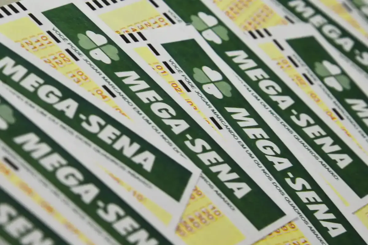 Mega-Sena acumula, mas paga R$ 84 mil para dois apostadores de Goiás