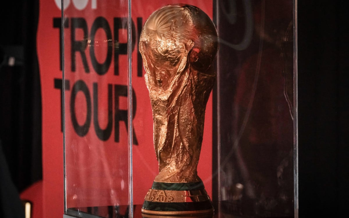 Andrea Bocelli e Village People farão apresentações em evento de sorteio da Copa do Mundo