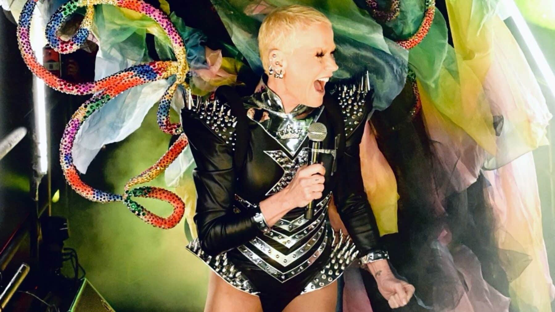 Xuxa anuncia data extra de show 'O Último Voo da Nave' em SP