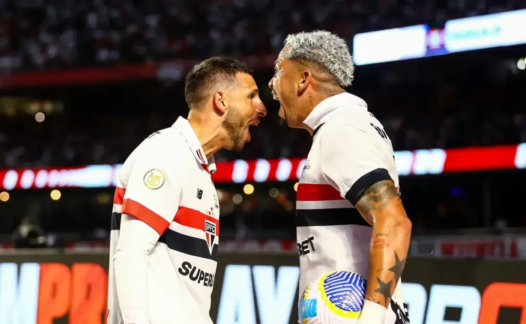 Boca Juniors mira Calleri e São Paulo avalia futuro