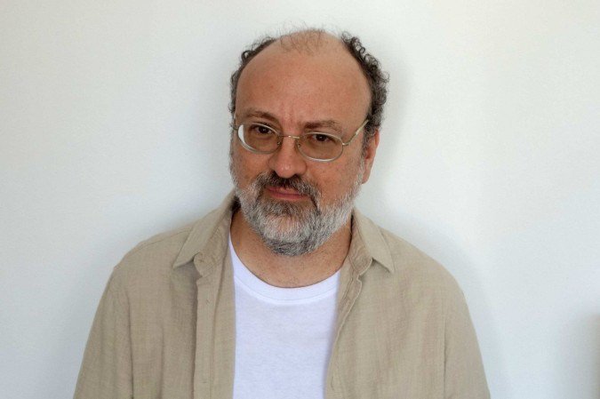 Instituto Estação das Letras promove aulas sobre escrita e literatura