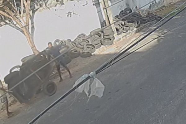 Pneus são descartados de forma irregular no bairro da Tamarineira, no Recife | Diario de Pernambuco