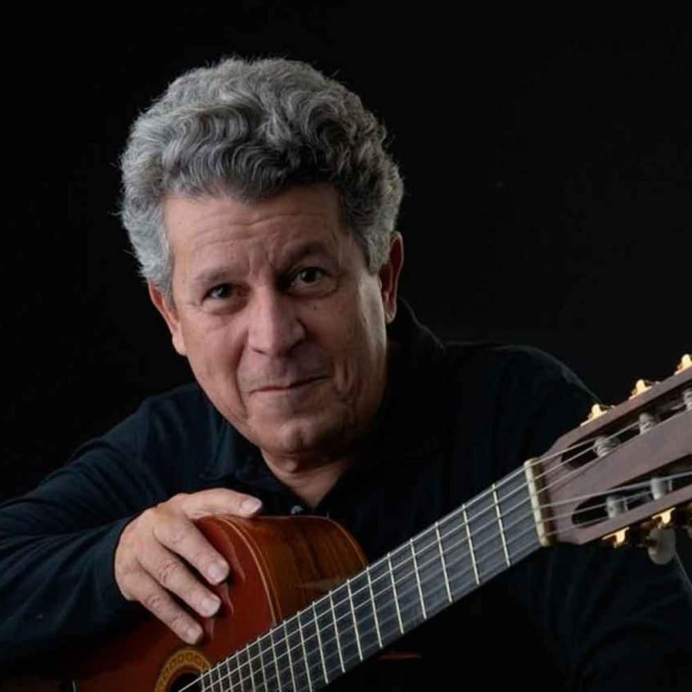 Celso Adolfo abre seu coração brasileiro no show desta sexta (19/12), em BH