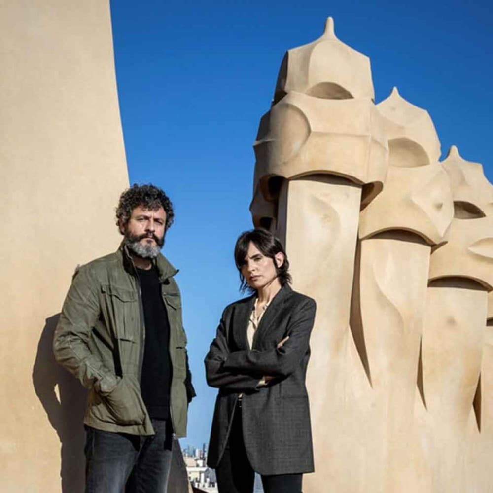 Barcelona é cenário de crime e corrupção na série 'Cidade de sombras'