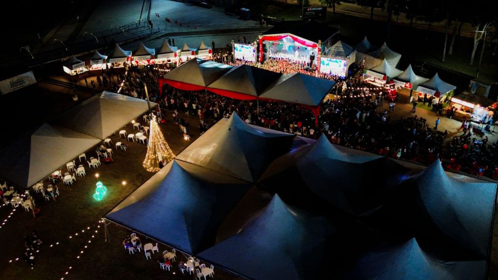 Pedreira inaugura Vila Natalina com luzes, praça de alimentação, ações sociais e shows