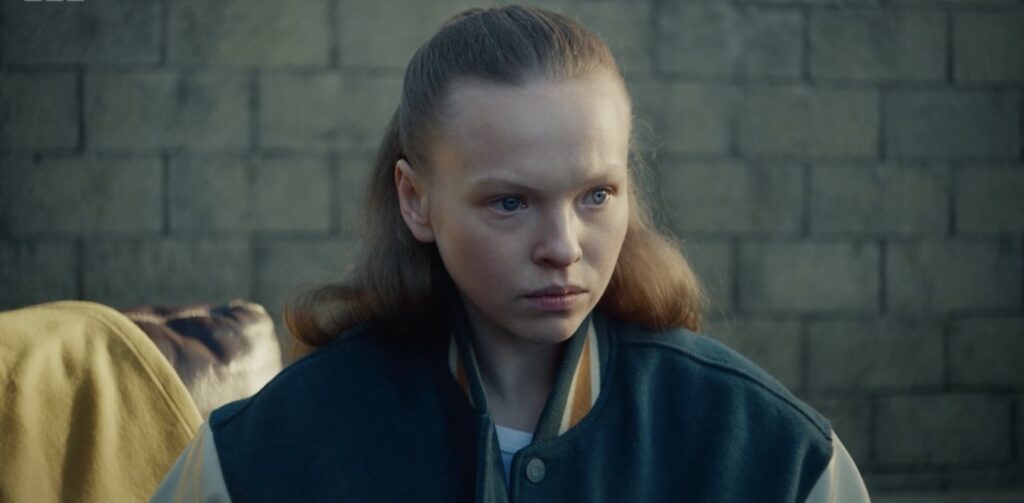 Netflix anuncia atriz de Jogos Vorazes na série de Assassin's Creed