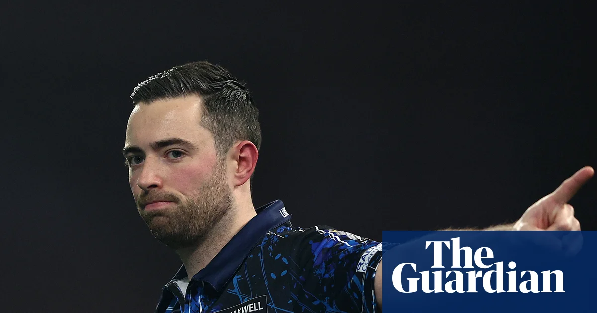 Humphries given almighty scare by Clemens magic at PDC World Championship | PDC World Championship