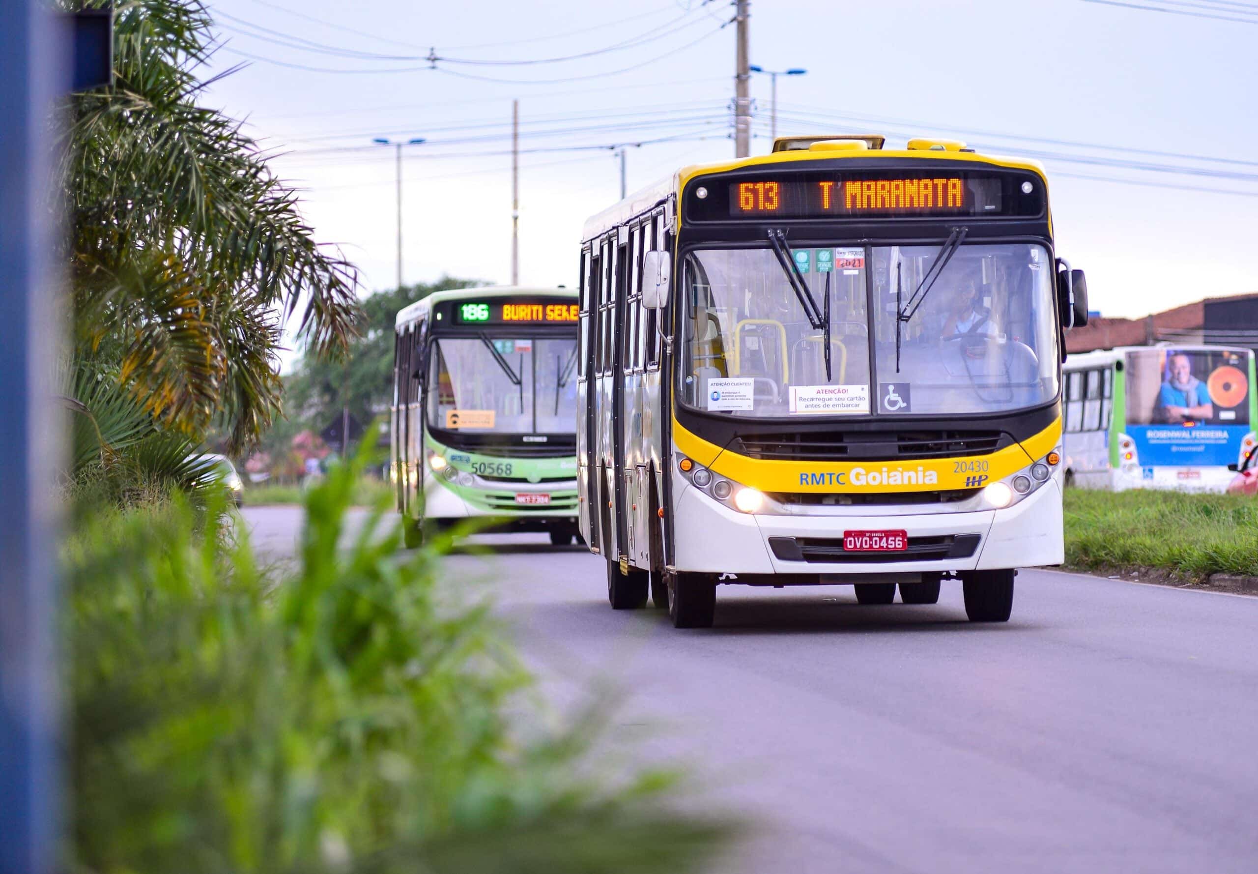 Projeto prevê prioridade para mulheres nos assentos ao lado da janela em ônibus de Goiânia