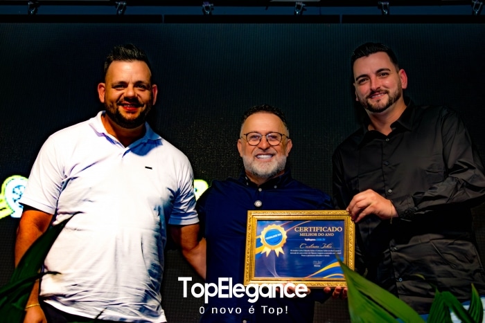 Empresa automotiva de destaque recebe homenagem em Tijucas