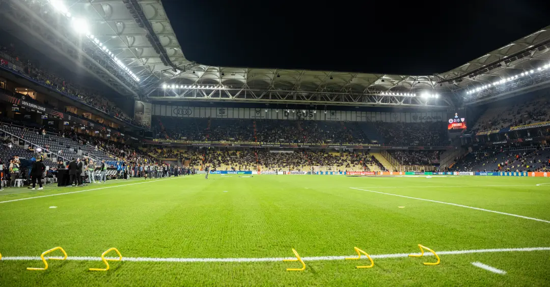 Fenerbahçe x Galatasaray: onde assistir, horário e escalações