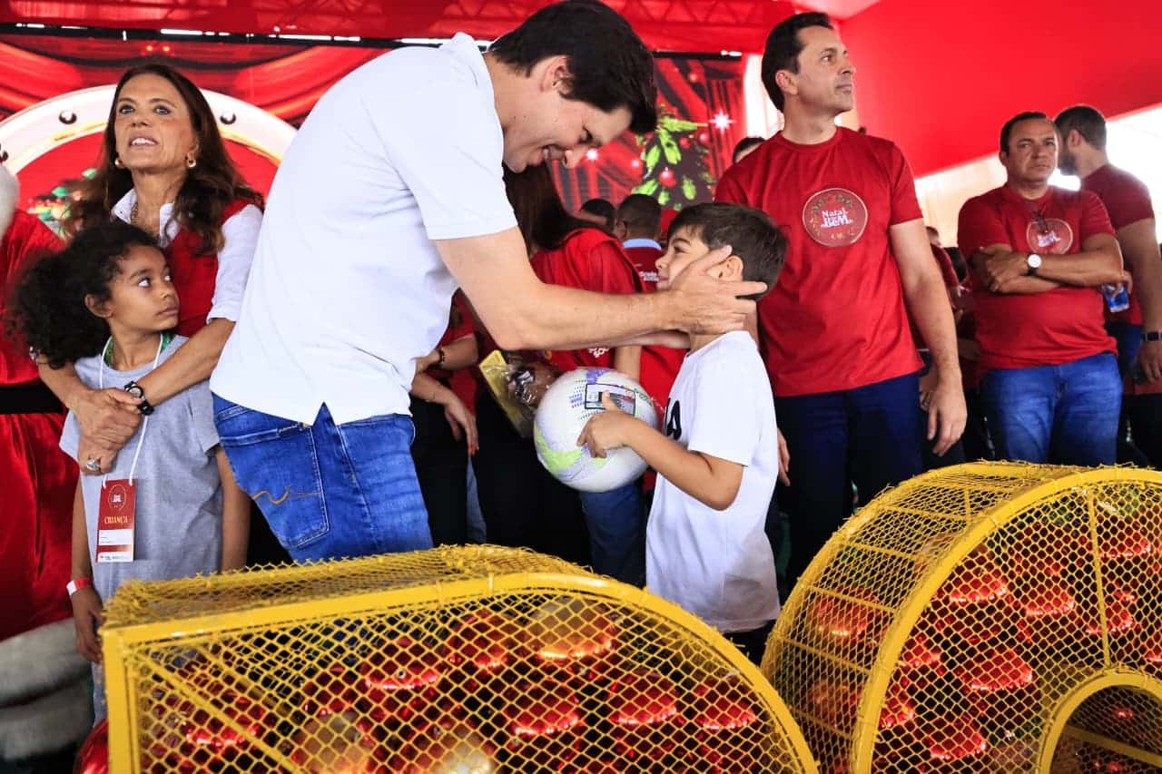 GOIÁS – Trabalhamos para construir um futuro ainda melhor”, diz Daniel Vilela ao entregar 27 mil brinquedos em Aparecida – Blog do Amarildo