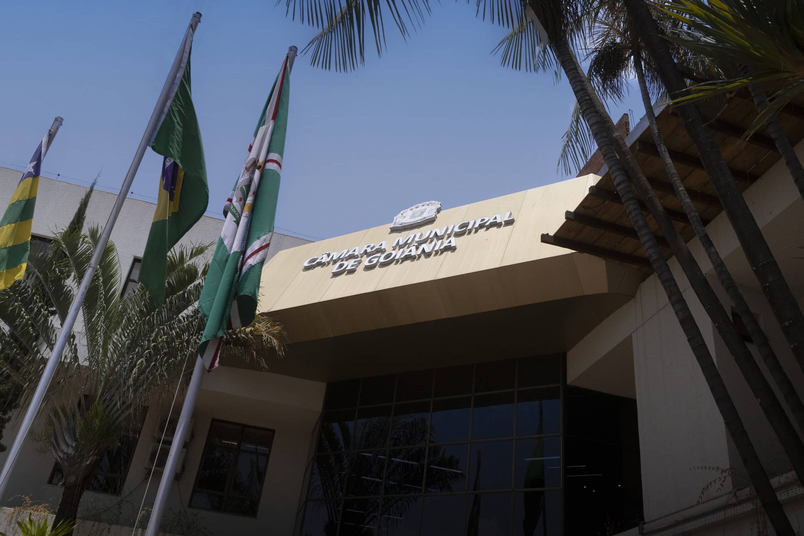 Câmara de Goiânia divulga retificação em concurso público