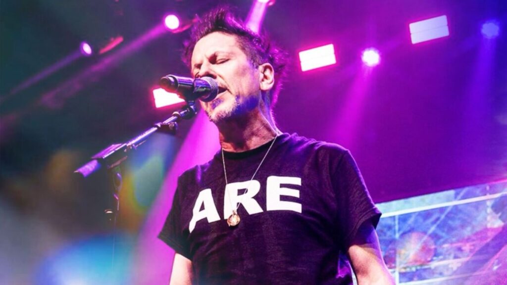 Information Society, Thea Austin e Noel se unem em noite de clássicos dos anos 90 em SP » Portal Lineup