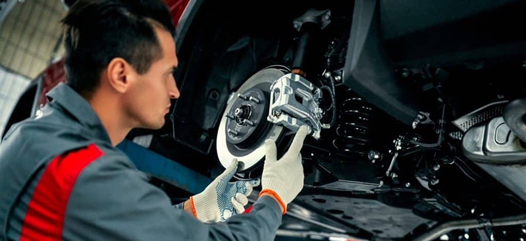Com 7 de 10 brasileiros preferindo viagens de carro para o verão, manutenção preventiva vira foco | Mecânica Online®| 25 anos