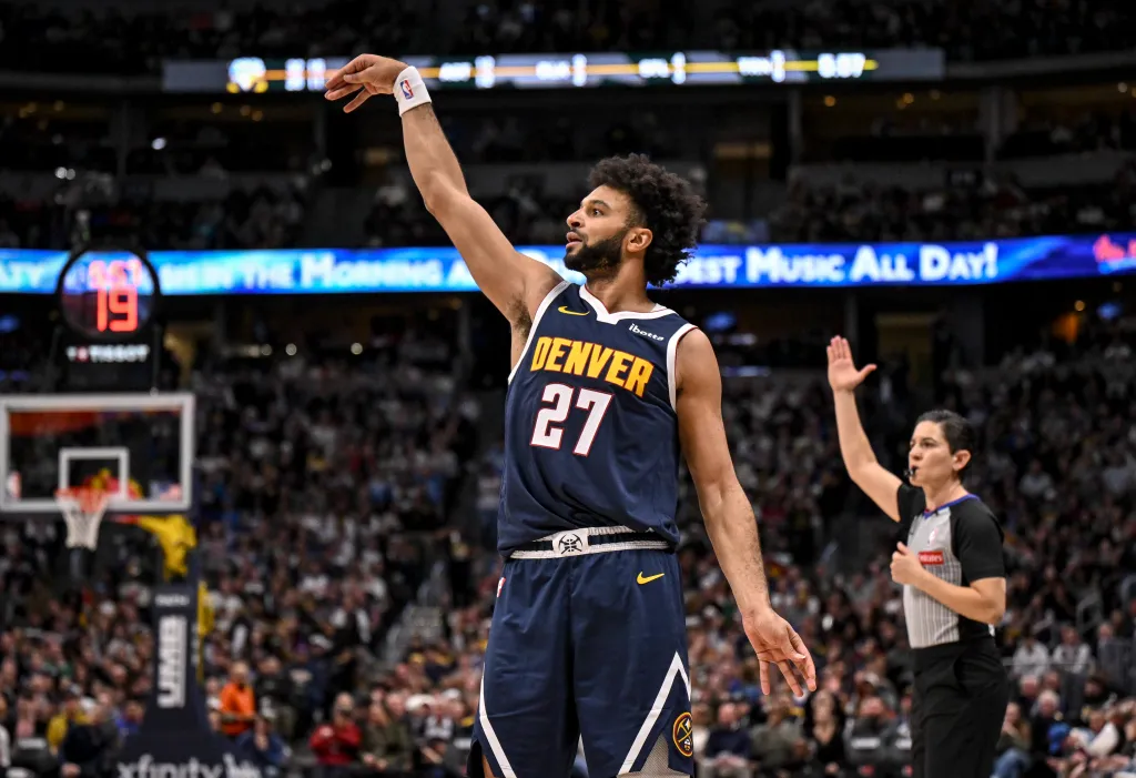 Nuggets win in second-quarter blitz of Magic